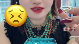 20250729-11 The Boss Lady's Turquoise Videos Are Too Tempting to Resist