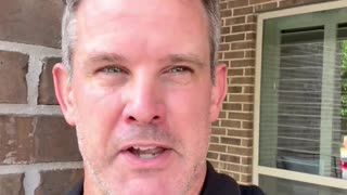 Adam Kinzinger calls Trump a "narcissist"