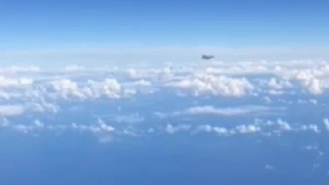 A su jet