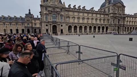 Louvre Museum in Paris closed after robbery.