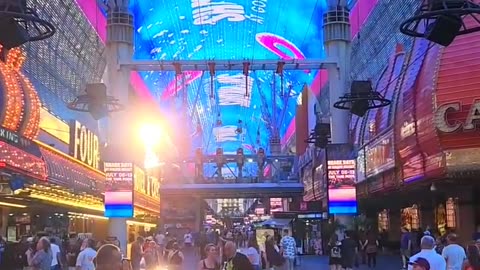 Fremont Street Experience Las Vegas 🔥