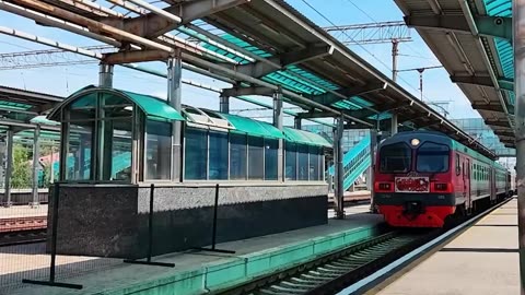 🚞 The Donetsk railway station began accepting passengers, first time since 2014.