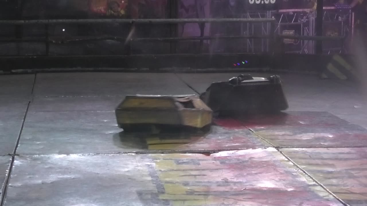Extreme Robots Colchester 2025: V.I.P Fight 1