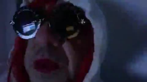 MsH 20201119 (2) Ms Hussy can't sleep