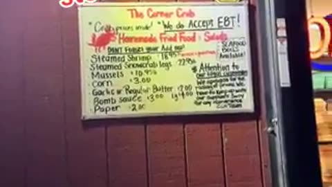 Man films a crab shack restaurant after he learns that it accepted EBT.