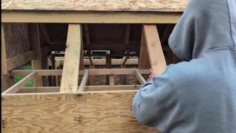 Chicken coop build part 7