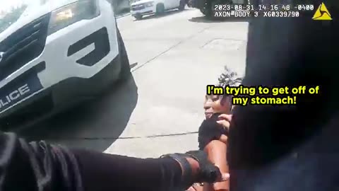 Woman Stabs Cop in The Face During Arrest