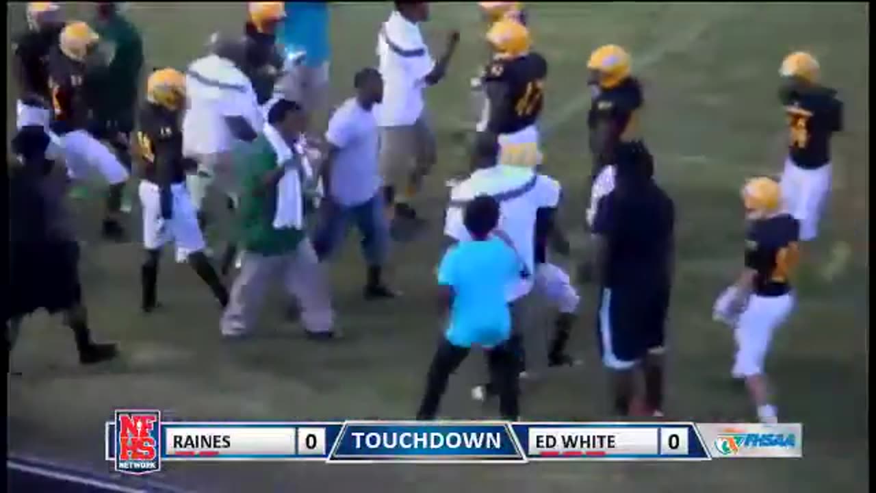 Ed White #2 Taylor Thomas busts off a 75 yd TD run