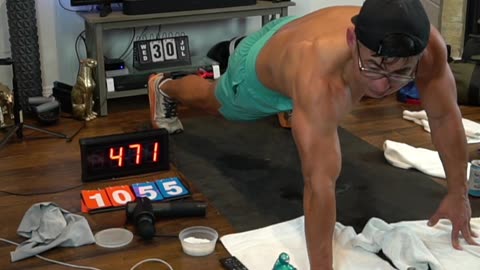 Worldwide Pushup Collab (1,055+ Pushups on Livestream)