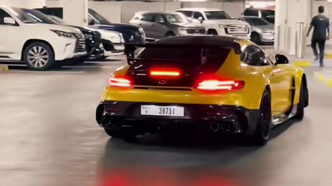 🚀💨 Experience the THRILL of a Luxury Car Drive in Dubai! | LuxuryCarsNation