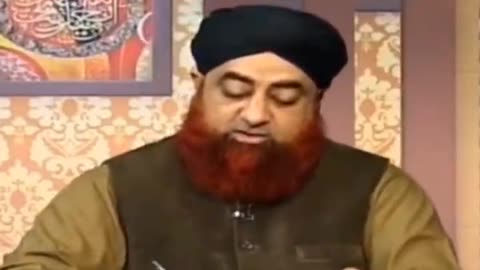 کیک پر میلاد النبی لکھنا اور کاٹنا کیسا