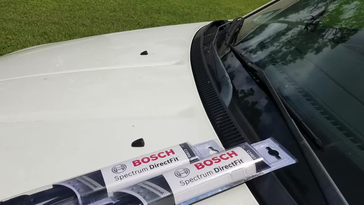 Replacing wiper blades