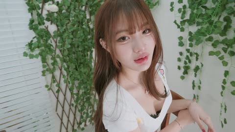 Cute model Eunji’s girlfriend-look, denim miniskirt lookbook,Try-On Haul