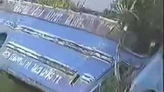 👀😢Here is an old clip of the 1987 Guadalupe River Flood😢