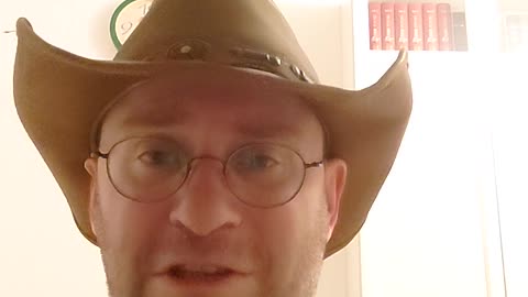 Kapitalizm, sznur i cytat.