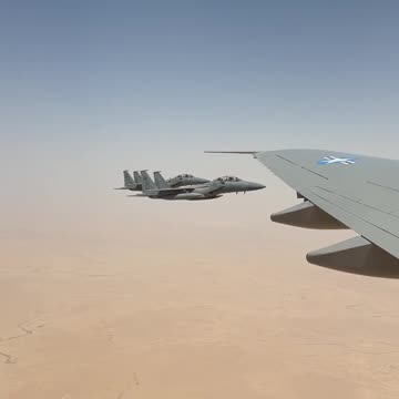 Saudi F-15’s providing honorary escort for Air Force One
