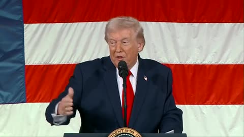 Trump delivers remarks to military families at Fort Bragg