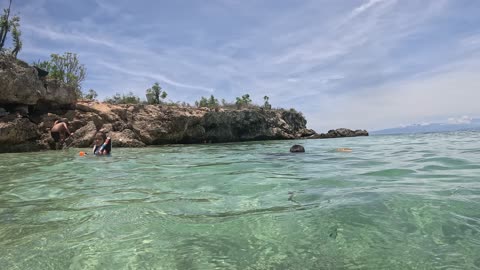 Beach Day Bliss in the Philippines 🏖️🌞