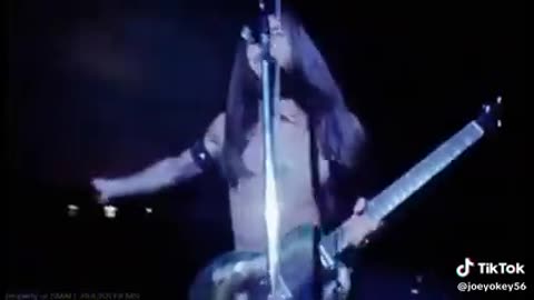 Are You Ready ? ~ Grand Funk Railroad ( Live )