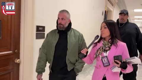 🚨 UNHINGED J6 COP TRIGGERED BY FEMALE REPORTER!! 🚨