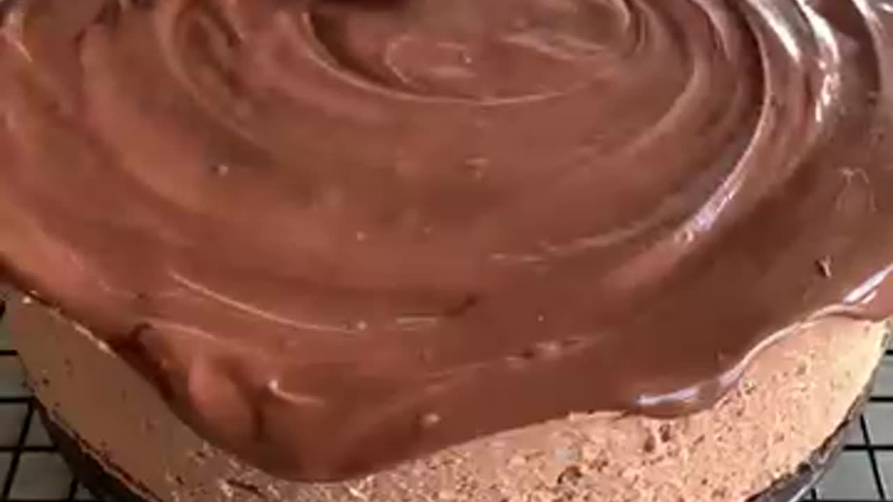 Incredible: No Bake Nutella Cheesecake! Recipe tutorial #shorts