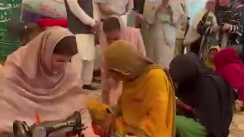 Maryam nawaz sew machine