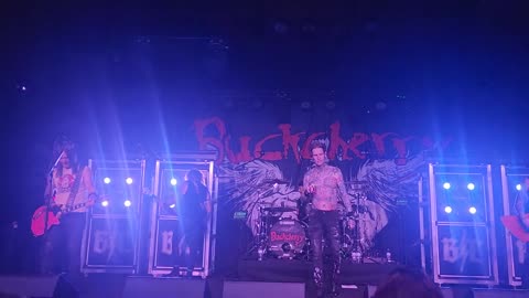 Buckcherry ( live)