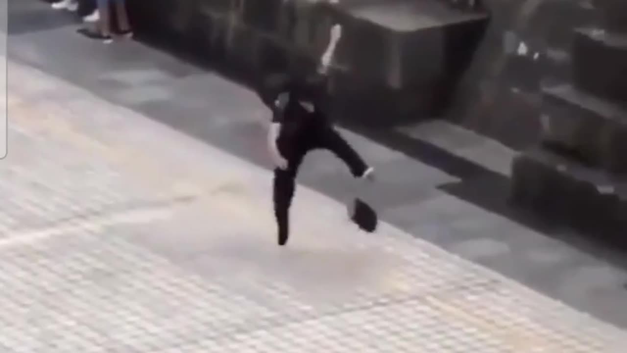 😂🛹 When Your Skateboard People Need You NOW! | FunFM