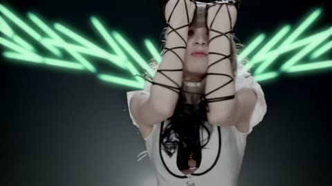 GARNiDELiA Li-sa-X Yuki -- Highly Strung Grilletto