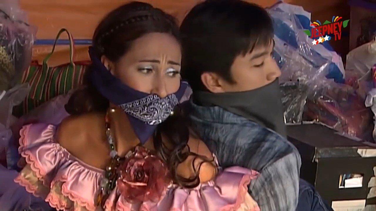 Kambal, karibal (gagged)