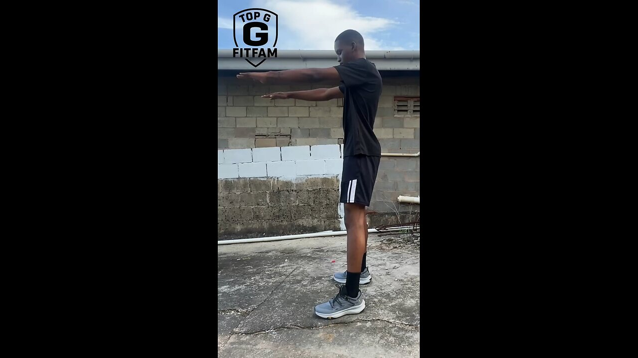 FRONT SQUATS