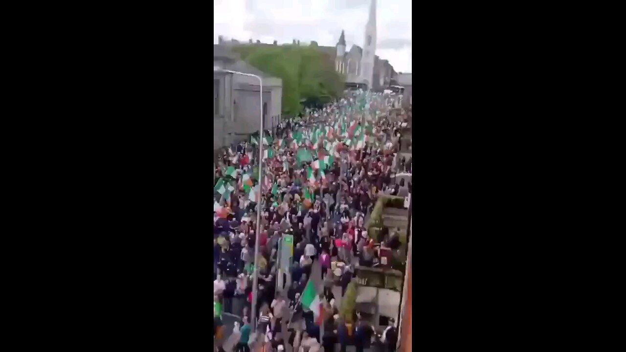 MASSIVE - IRELAND - ANTI IMMIGRATION PROTEST