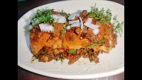 Mumbai Street Style Masala Pav |