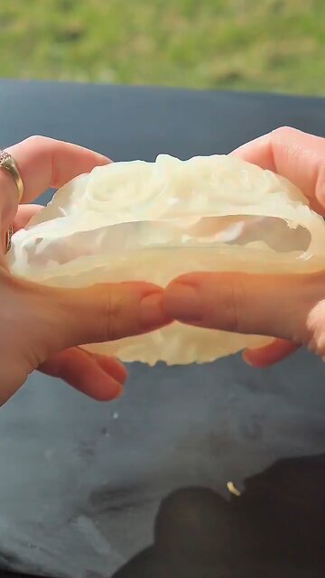 Dubai Chocolate ASMR - Flower Edition 😍 #oddlysatisfying #asmr #cooking #relaxing