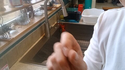 Let's Shuck Loofahs!