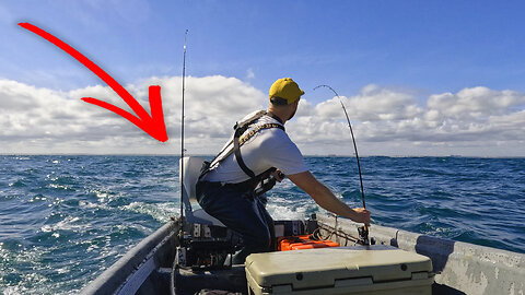 This Boat is TOO SMALL for 4- 5 Foot Seas! Saltwater Fishing