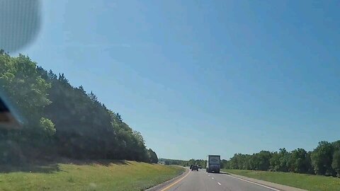 HOA ĐỒNG NỘI THÁNG 4