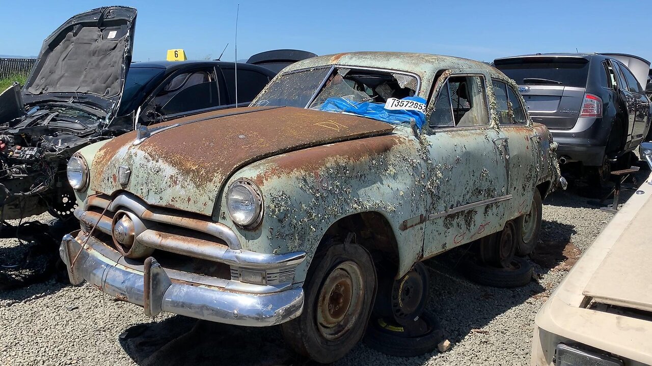 1950 Ford Custom Fordor Junkyard Tour