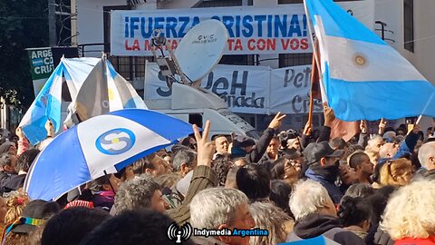 Multitudinaria manifestación en rechazo a la proscripción a Cristina Fernández en defensa democracia