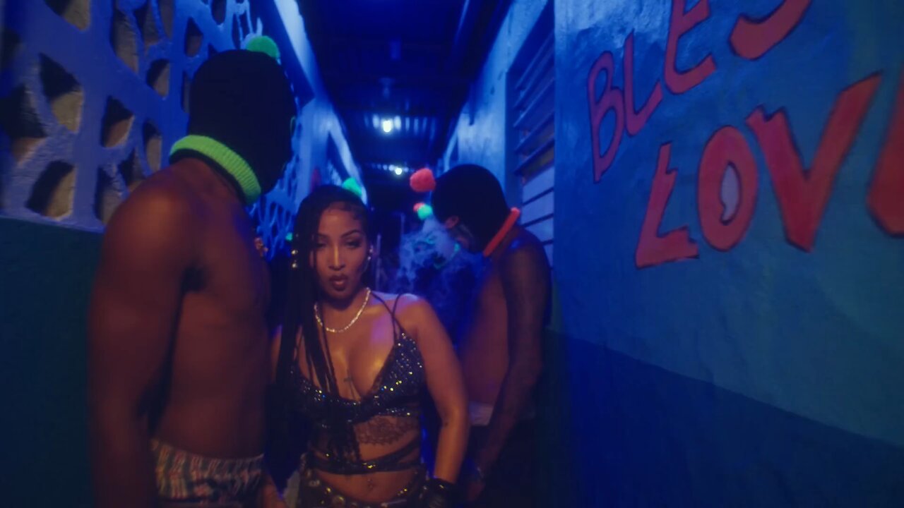 MOLIY, Shenseea, Skillibeng, Silent Addy - Shake It To The Max