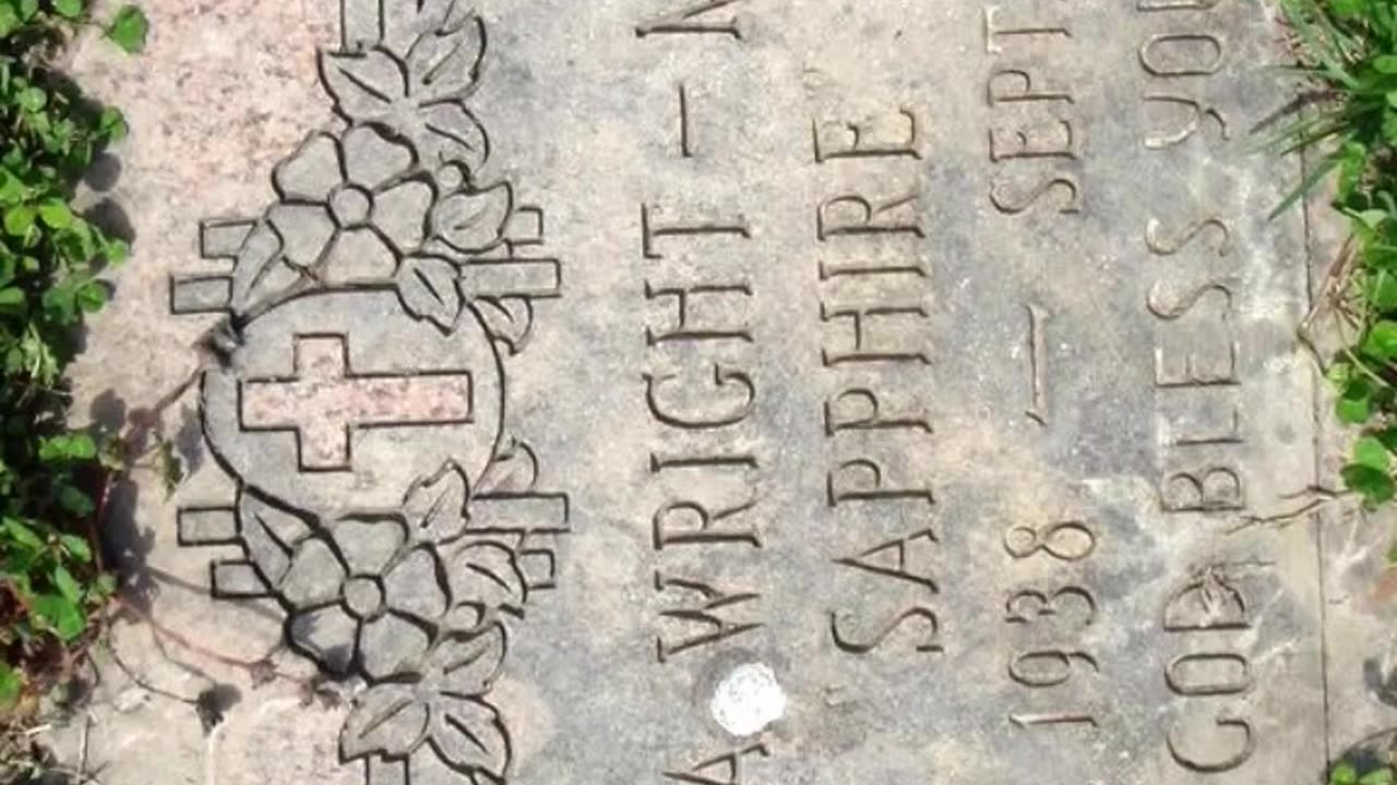 FAMOUS GRAVES - VOL. 611: SAPPHIRE