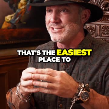 ⚠️ Avoid the #1 Mistake Entrepreneurs Make!