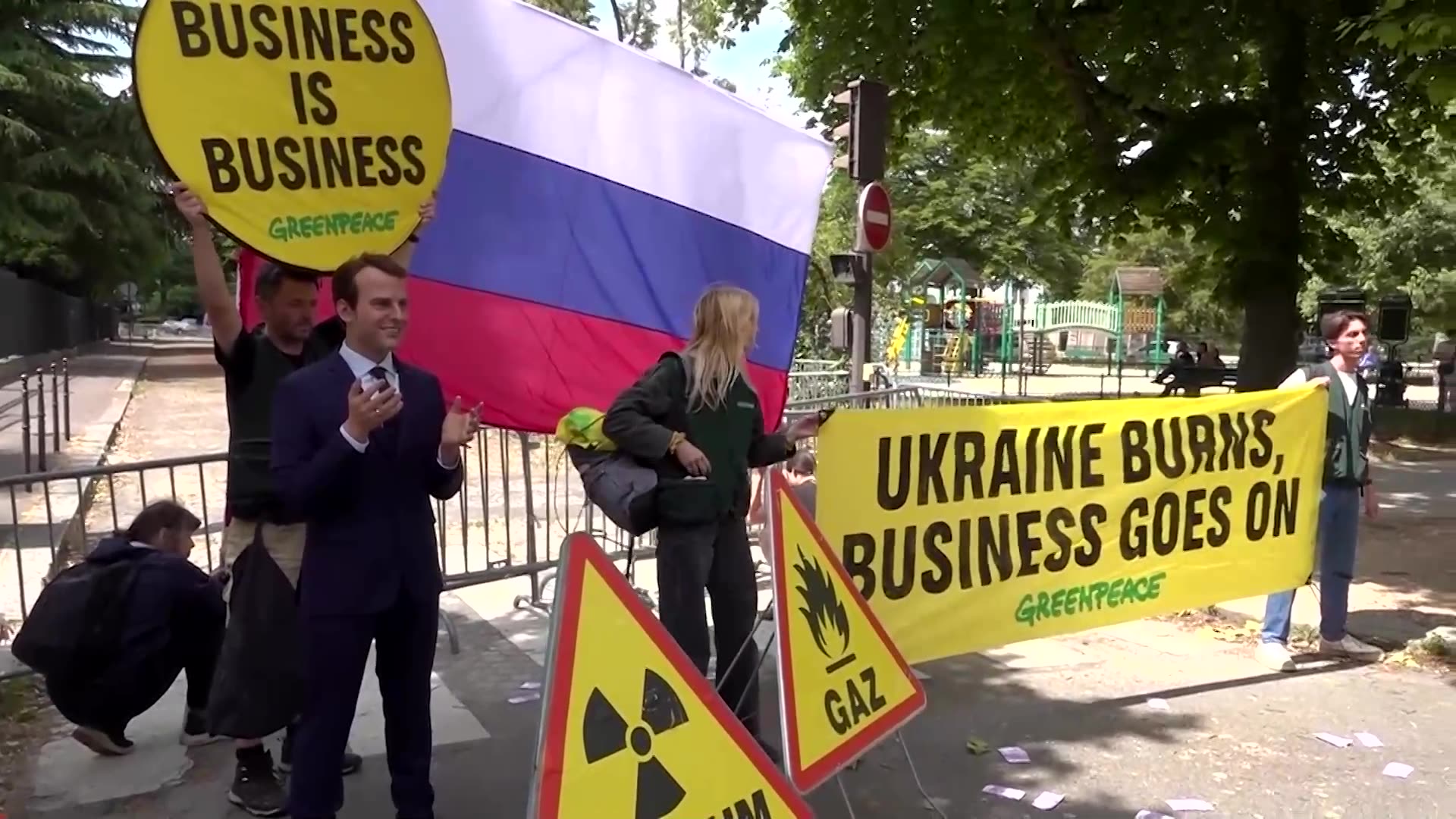 Greenpeace borrow Macron waxwork to protest French-Russian trade