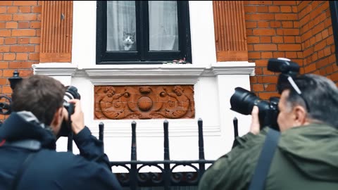 Julian Assange: Inside the Wikileaks Saga