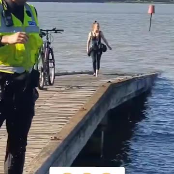 It happened in London, Police show no respect towards immigrants!!!