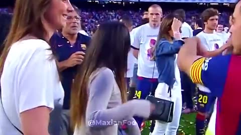Kiss Moments in Football 😘