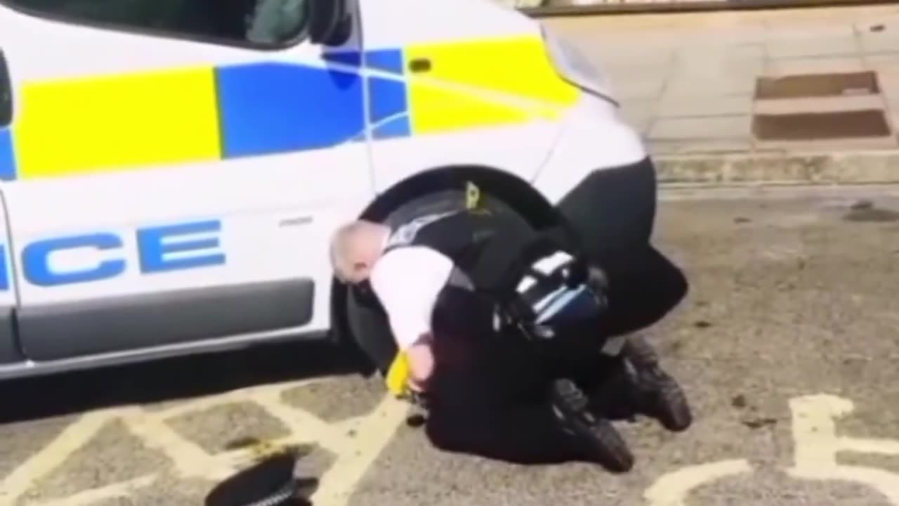 🔥🔥Outrageous: Cop Parks Across Disabled Spaces, Arrests Parking Officer for Issuing Ticket