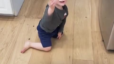 😂🤣 Mom's Mixed Messages: The Broccoli Conundrum | FunFM