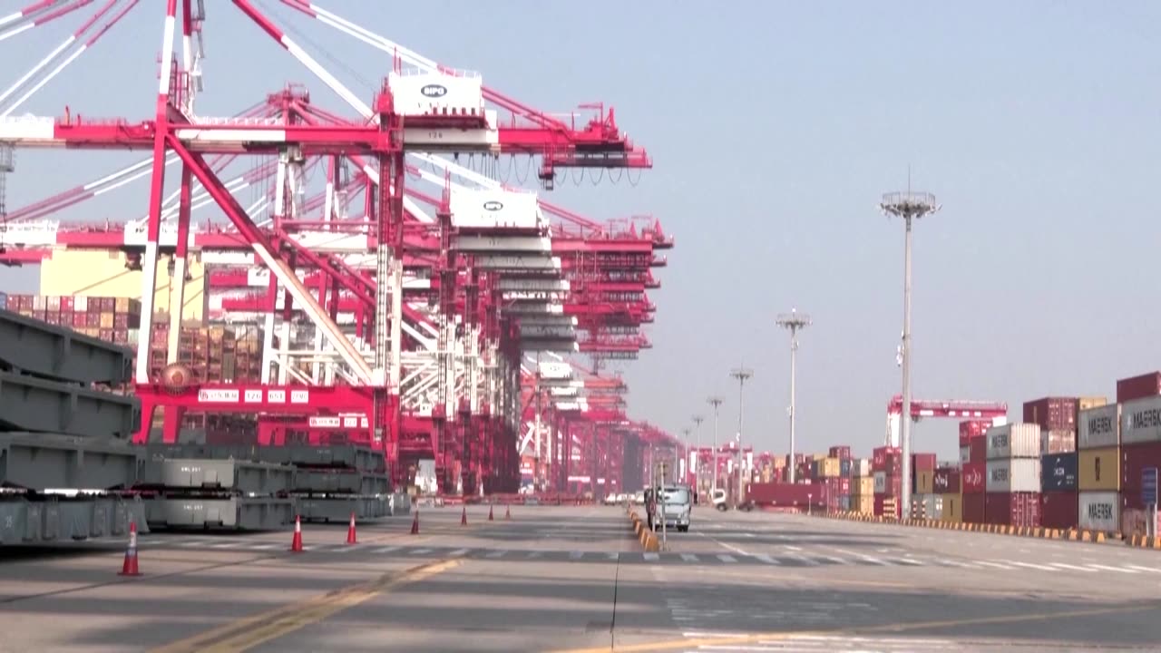 Long-term Trump tariffs could harm global 'foundations': analyst