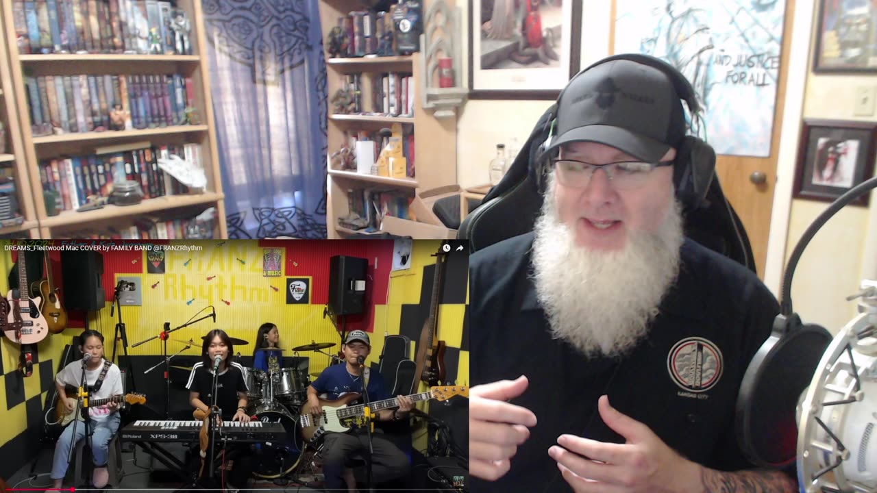 Reacting to Franz Rhythm Band covering Fleetwood Mac's Dreams